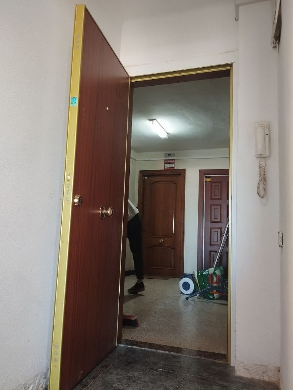 Blindada Lex exterior sapely interior lacada 1195€