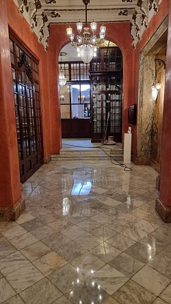 Abrillantados de mármoles y terrazos